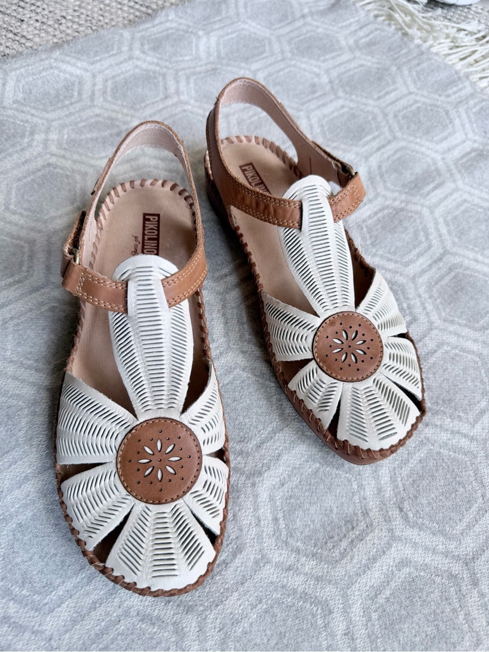 Pikolinos P Vallarta Nata Leather Sandals Brown Ivory Women’s 39